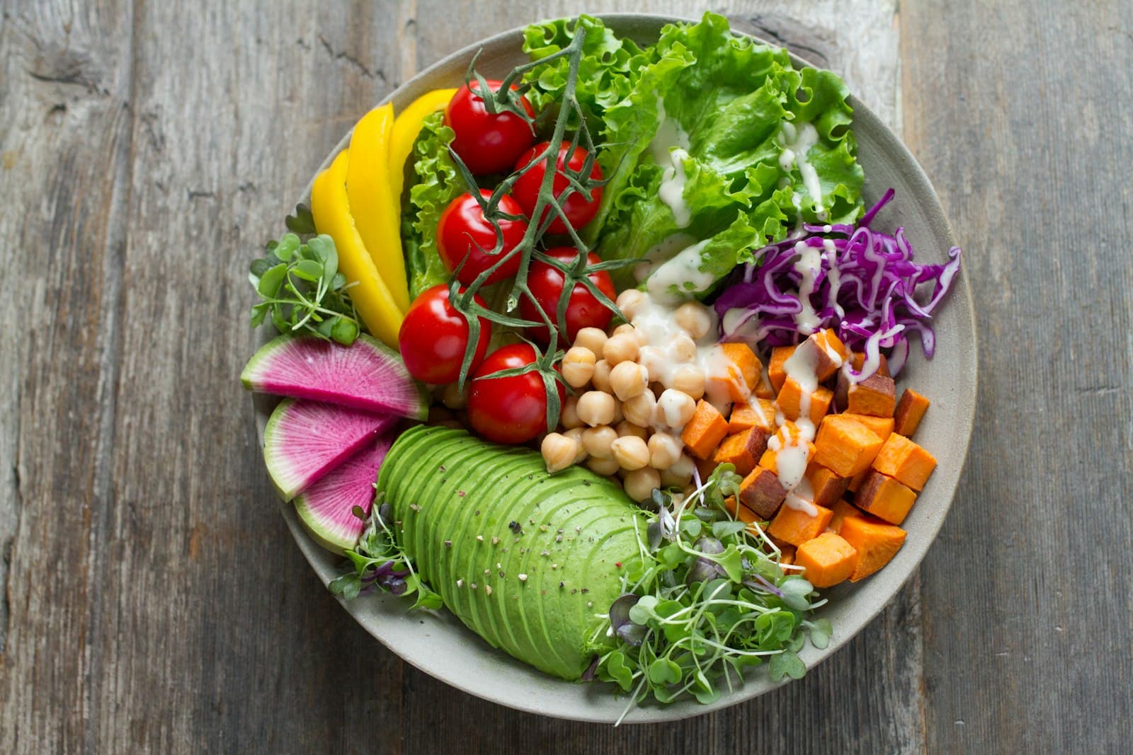 A colorful, nutrient-dense bowl of fresh vegetables